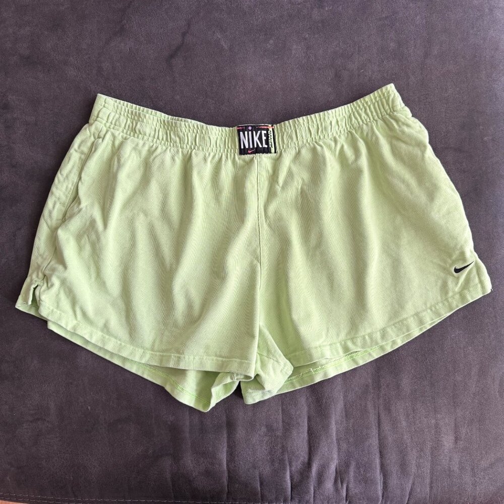 Nike Womens Lime Green Athletic Shorts 1X Lightweight Activewear With Elastic Wa